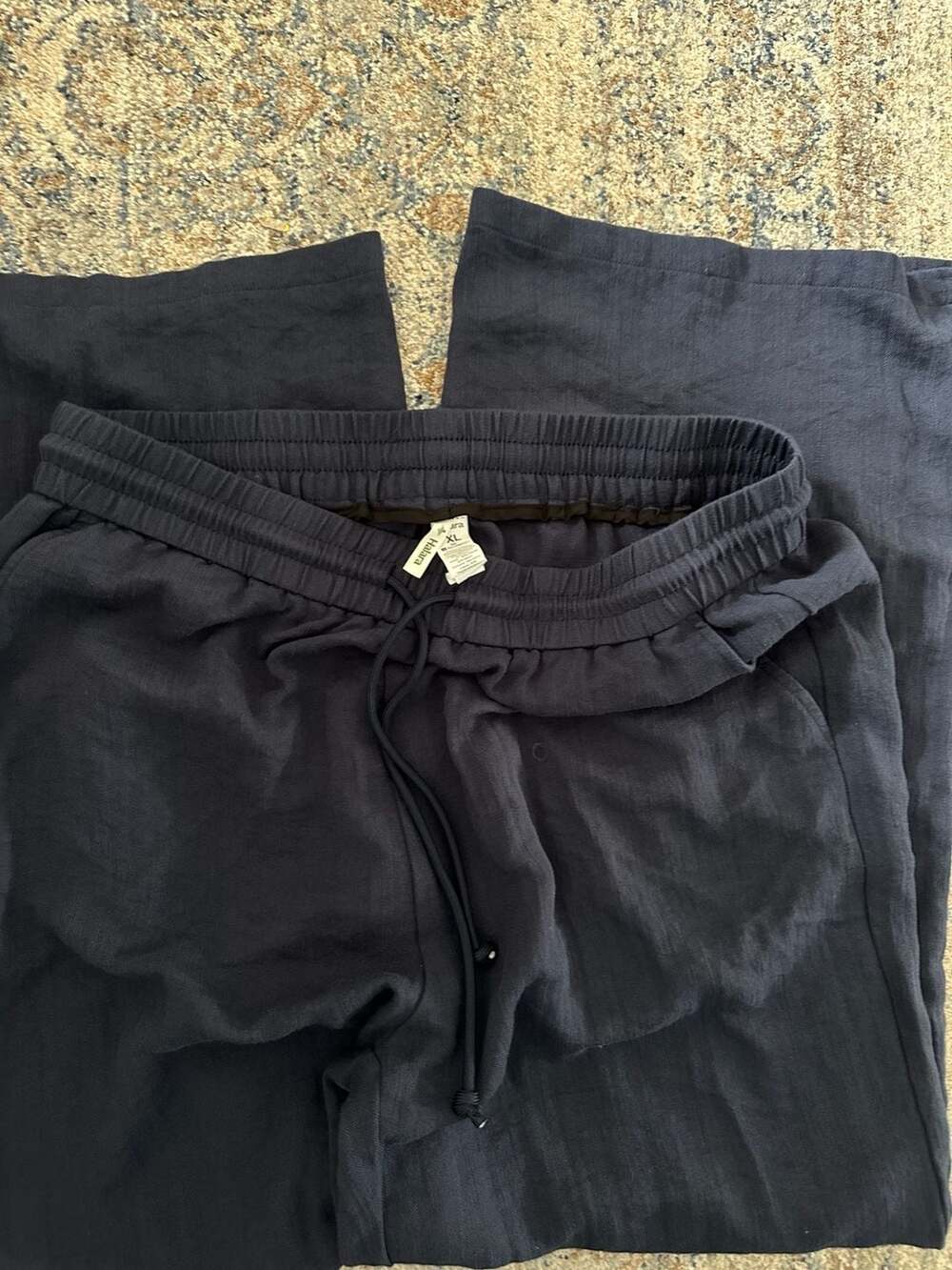 Women's Black Elastic Waist Drawstring Pants